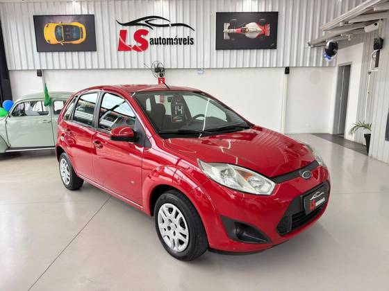 FORD FIESTA 1.6 ROCAM SE 8V FLEX 4P MANUAL FORD FIESTA 1.6 ROCAM SE 8V FLEX 4P MANUAL